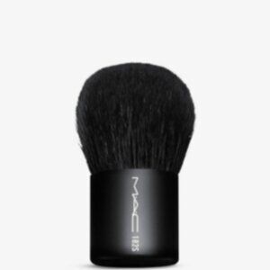 M·A·C 82S Synthetic Buffer Brush